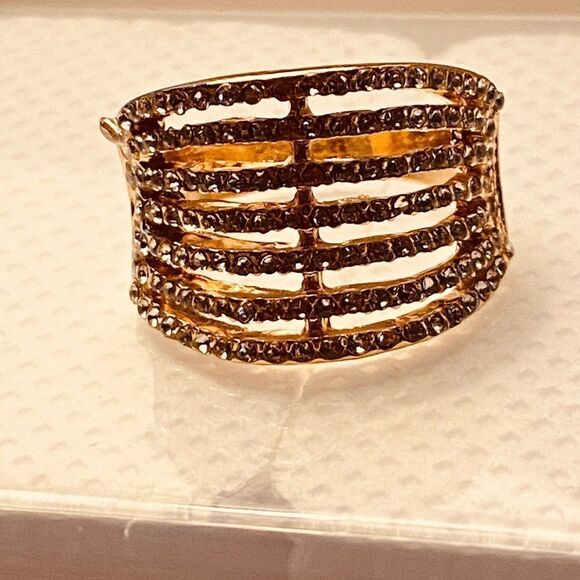 Gold Mix Pave & Pearls Ring Set Size 9 - Picture 8 of 12